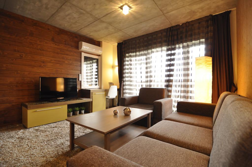 Aparthotel Seasons Glavatarski Han Glavatartsi Esterno foto