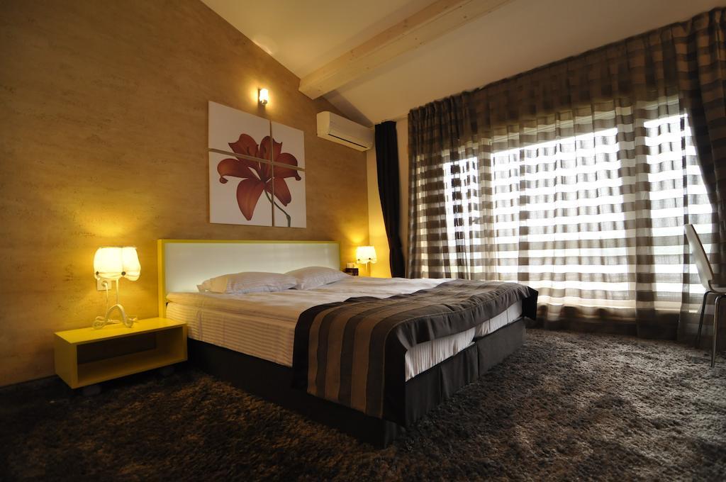 Aparthotel Seasons Glavatarski Han Glavatartsi Camera foto